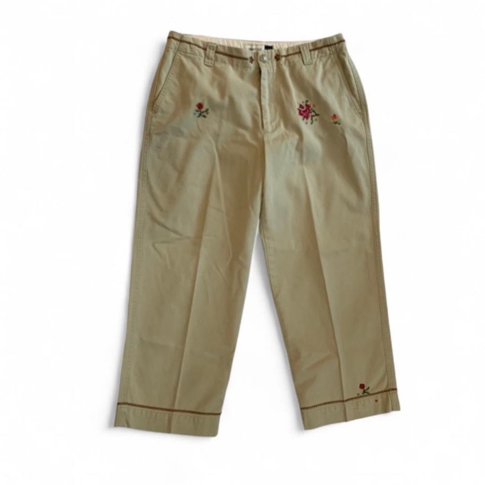 Gap Clean Cut Women’s Tan Cross Stitch Embroidered Capri Pants